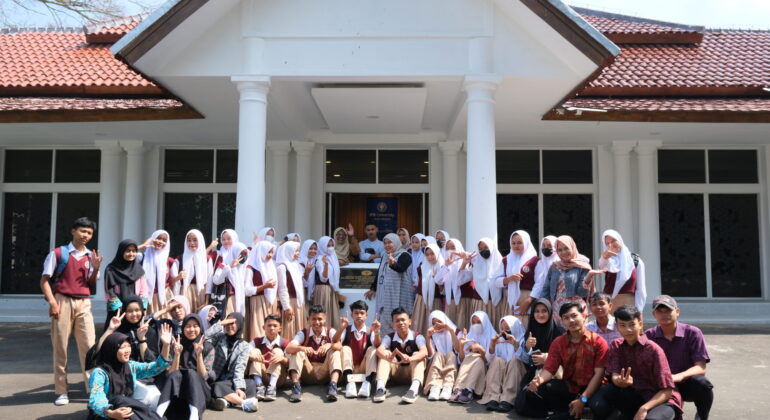 Kunjungan Siswa SMK Pandu 2 Bogor