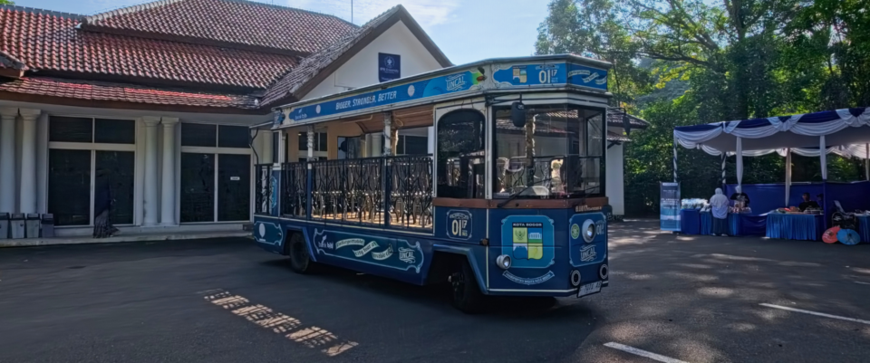 3rd Anniversay - Eco History Walk Tour ft. Bus Uncal Bogor